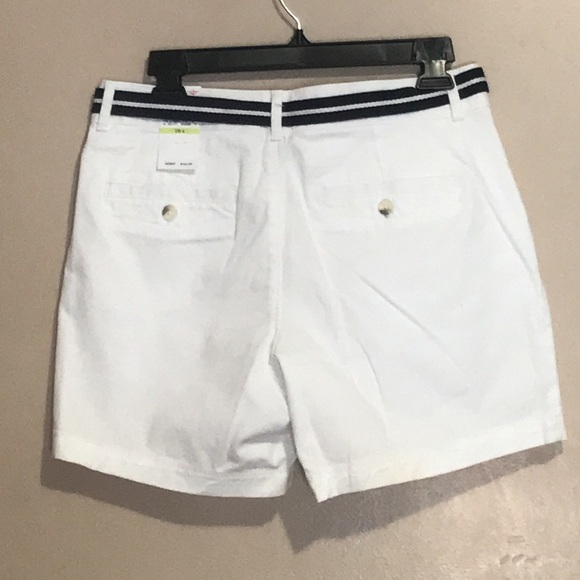 Dockers Soft Shorts White Size 4 NWT - Picture 2 of 6